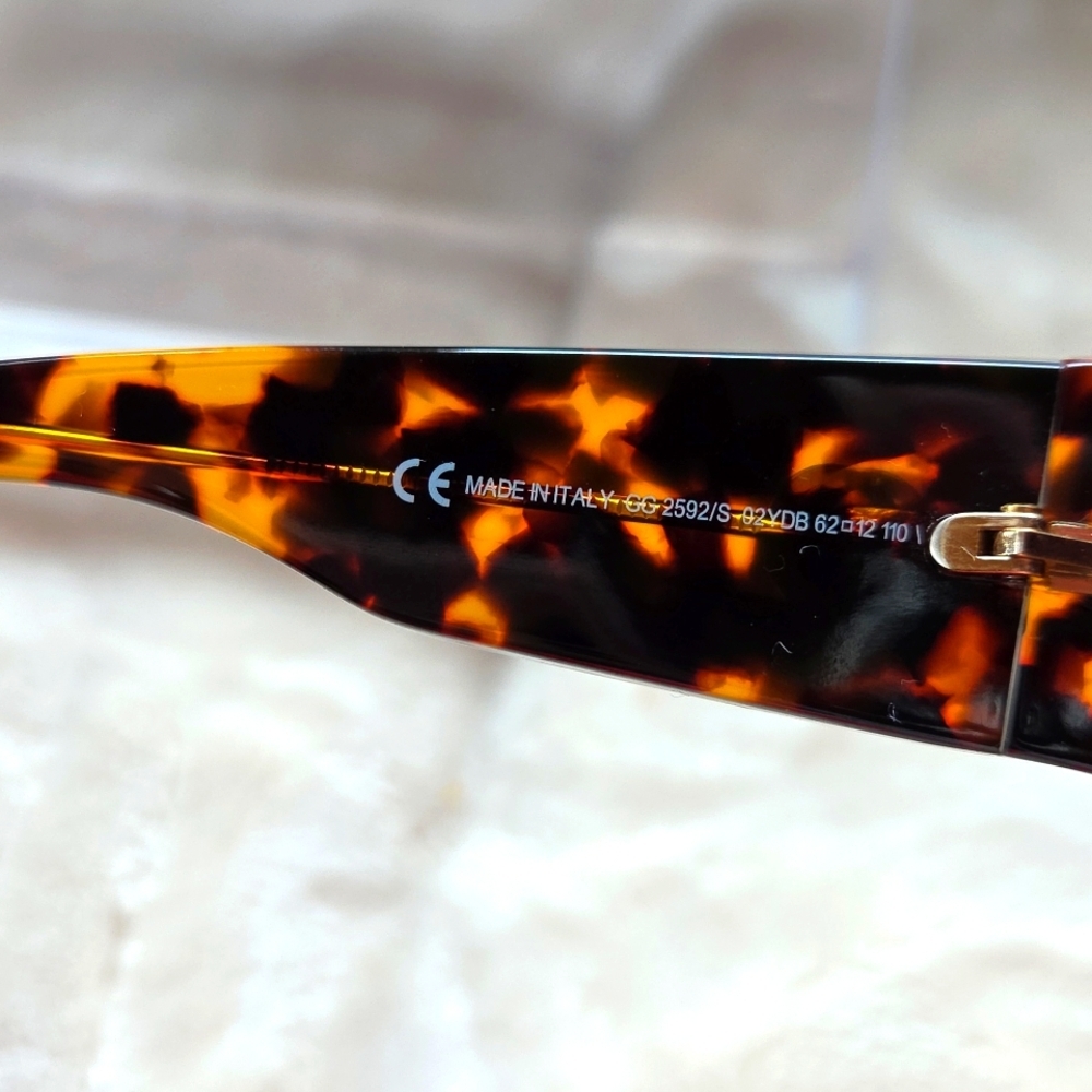 Gucci‎ Tortoiseshell Vintage Sunglasses - Picture 4 of 5